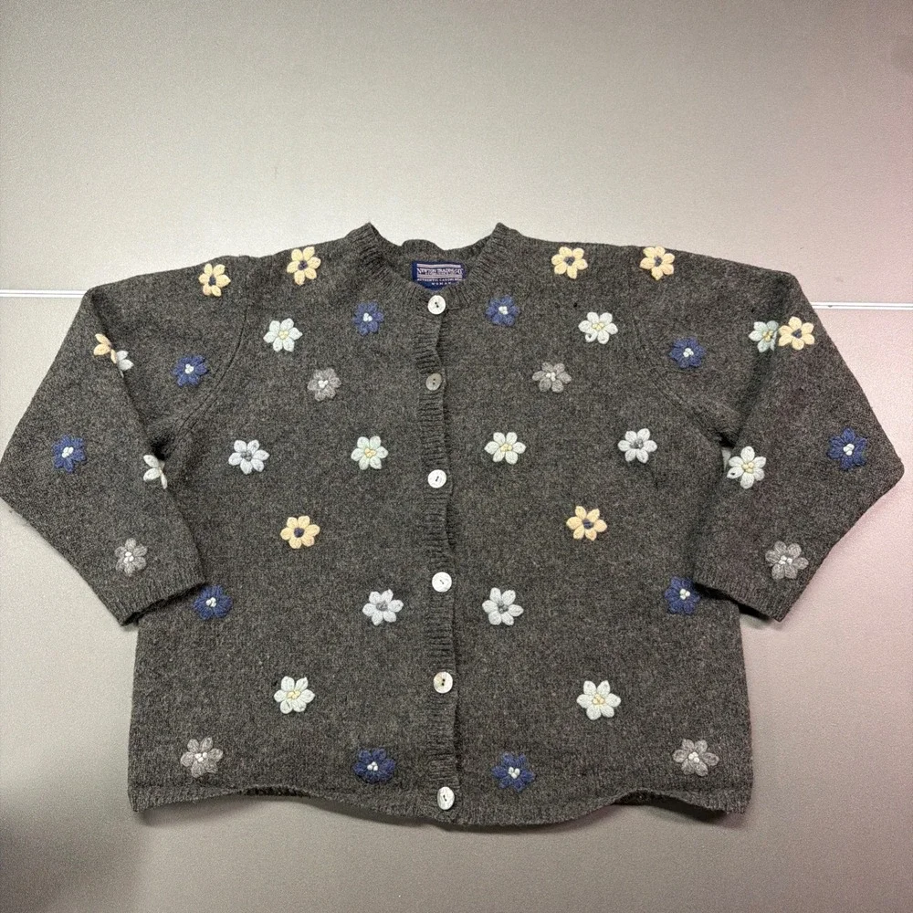 Newton Trading Co 100% Wool Floral Embroidered Cardigan Sweater Gray 1X Vintage